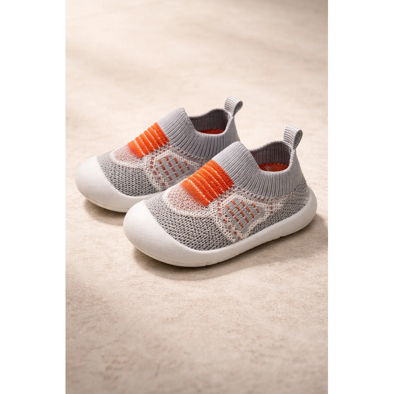 Calzado De Bebe Varios Colores Gris Naranja Y Blanco 13.5 Uy Lisa
